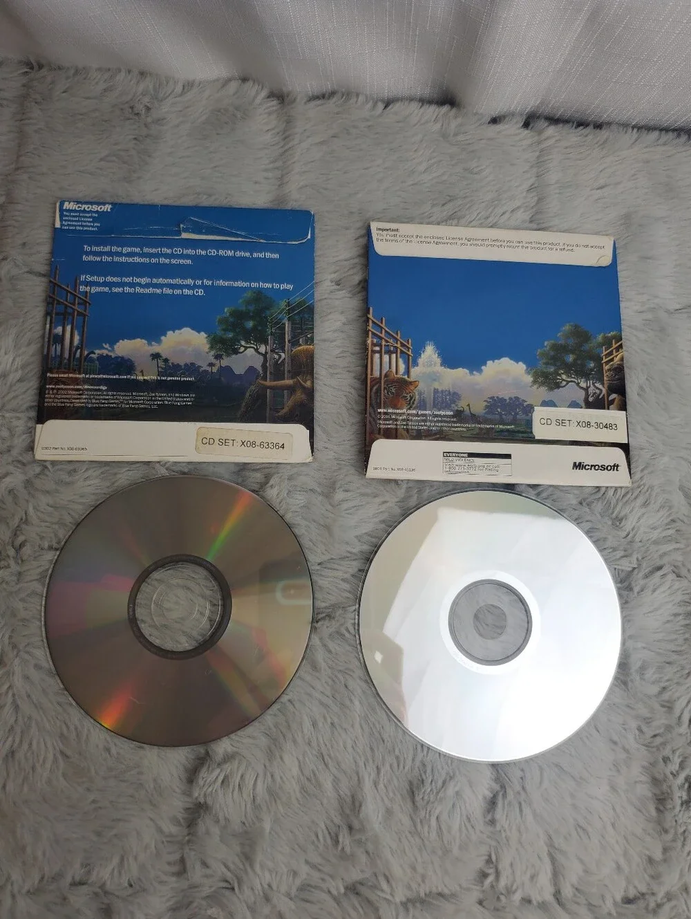 Microsoft Zoo Tycoon & Zoo Tycoon Dinosaur Digs PC Games Bundle